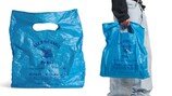 “종량제 봉투 아냐?”…발렌시아가 147만원 명품백 정체