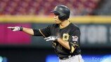 PIT 강정호, 시즌 첫 HBP 얻어 출루… 지난해 17개