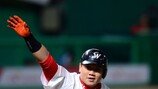 SK 최승준, 보우덴 제치고 ‘6월 MVP’