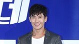 [속보] 신하균, 영화 촬영 도중 격한 부상 “복귀 미정”