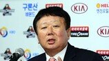 선동열 전임감독 “나라를 위해 수락…. 3년간 올인”