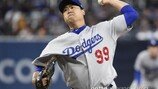 ‘2연승’ 류현진, MLB.com 호평 받아… “팀에 연승 안겼다”