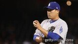 LAD 류현진, 구원진 난조로 4승 실패… 노 디시전
