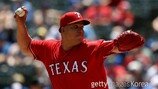 TEX 콜론, 45세의 안정감… 팀 내 선발 투수 ERA 1위