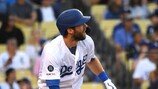 LAD 테일러, 손목 엑스레이 재검진… 통증 계속돼