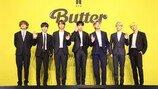방탄, 하이브 주식 100억 팔고도…‘1500억’