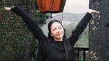솔라, 스커트 내려 입고 ‘치골’ 파격 노출