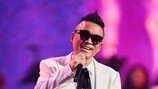 ‘성폭행 무혐의’ 김건모, 무려 6년 만에…“천천히 다시 다가겠다”