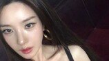 권은비 파격 뒤태…올여름 ‘워터밤’ 또 난리날 듯