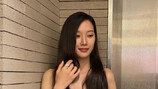 문가영, 깊게 파인 절개 드레스…우아+농염美