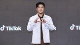 안정환 충격 고백 “신내림 받을 뻔”…이게 무슨? (티키타카쇼)