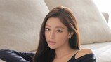 트와이스 지효, 속옷 화보 당당하게…‘핫걸’ 아우라