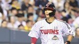 시즌 초 반짝 스타?…LG, 송찬의·문정빈의 ‘시즌 완주’ 반드시