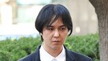 [속보] ’부실복무’ 위너 송민호, 징역 1년에 집행유예 2년