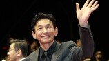 황정민, 사생활 논란 후 첫 공식석상…환한 미소로 등장 [31st BIFF]