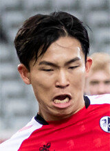 [스포츠 단신]Jeong Woo-young 20m first goal…  Leading the way to defeat Dortmund