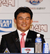 [포토] 박종훈 ‘LG에 기대하라!’