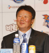 [포토] 선동열 다이어트중? ‘살이 쏙~ ’