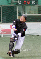 [포토] 어떤 공이든 놓치지 않아