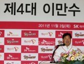 [포토] SK 신임 이만수 감독 ‘감회가 새롭네요’