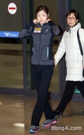 [동아포토]‘피겨여왕’ 김연아, ‘금의환향’