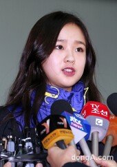 [동아포토]손연재 “곤봉은 발랄-리본은 여성스럽게 준비했어요”
