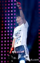 [동아포토]윤형빈 ‘꼭 승리하겠어!’