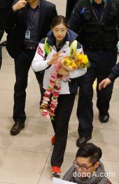 [동아포토]김연아 ‘이제 집으로 갑니다~’