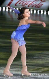 [동아포토]김해진 ‘레미제라블 음악에 맞춰 아름다운 연기’