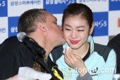 [동아포토]김연아 눈물 ‘연아 수고했어’