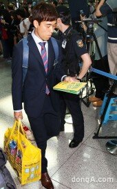 [동아포토]박주영. 공항패션도 ‘특급’