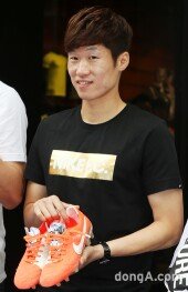 [동아포토]‘품절남’ 박지성, 여유로운 미소~