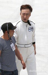 [동아포토]박명수 ‘눈에 띄는 과감한 투블럭 헤어’