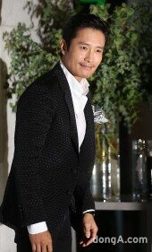 [동아포토]박지성=김민지 결혼식장에 나타난 월드스타 이병헌