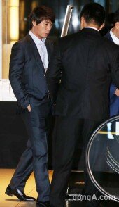 [동아포토]박지성 김민지 결혼식 참석하는 김태영 전 국가대표팀 코치