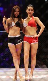 [동아포토]‘아찔’ 민제이-박진아 ‘새 로드걸입니다’