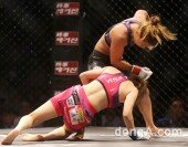 [동아포토]로드FC 데뷔전, 송가연 “인정사정 볼 것 없다”