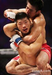 [동아포토]‘로드FC’ 권아솔, “쿠메 내려와”