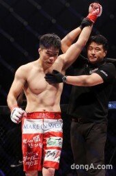 [동아포토]‘로드FC’ 김대환 “데뷔전 승리했어요”