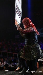 [동아포토]이국주, ‘로드걸’ 깜짝 변신