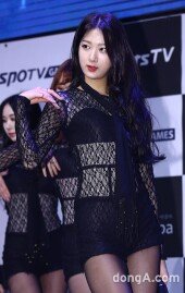 [동아포토]나인뮤지스 민하 ‘청순한 미모에 반전 시스루~’