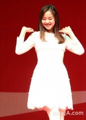 [동아포토]손연재, 최우수상 수상 까탈레나 세리머니 ‘깜찍발랄’