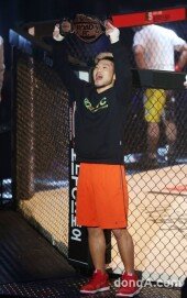 [동아포토]‘로드FC’ 권아솔 “나는 로드FC 챔피언”