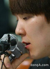 [동아포토]박태환 ‘약물파문으로 고개도 들지 못하고’