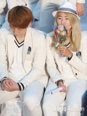 [동아포토]'여자월드컵' 조소현, 꽃을 든 엘사