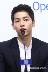 [동아포토]송중기 ＂좋아하는 축구로 봉사할 수 있다는 것에 감사＂