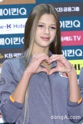 [동아포토]알렉산드라 솔다토바 ‘러시아 체조요정’