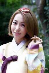 [동아포토+]멜로디데이 여은 ‘한복자태도 아름다워’