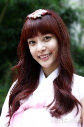 [동아포토+]멜로디데이 유민 ‘돋보이는 한복자태’