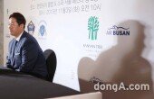 [동아포토]이대호의 고뇌.. 메이저리그 진출 선언